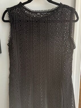 Zara Black Crochet Sleeveless Tunic Top